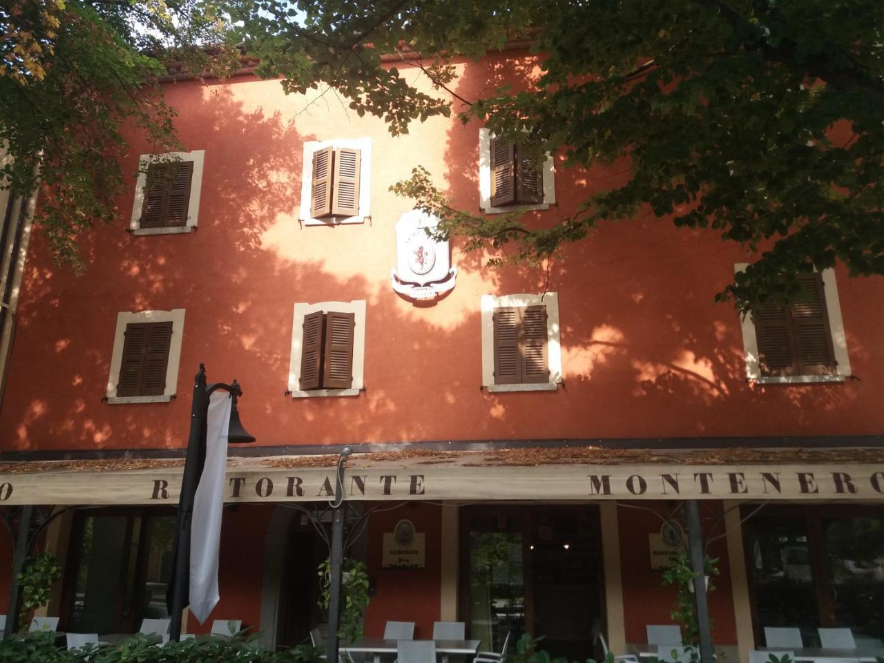 Albergo Montenerone Piobbico Екстериор снимка